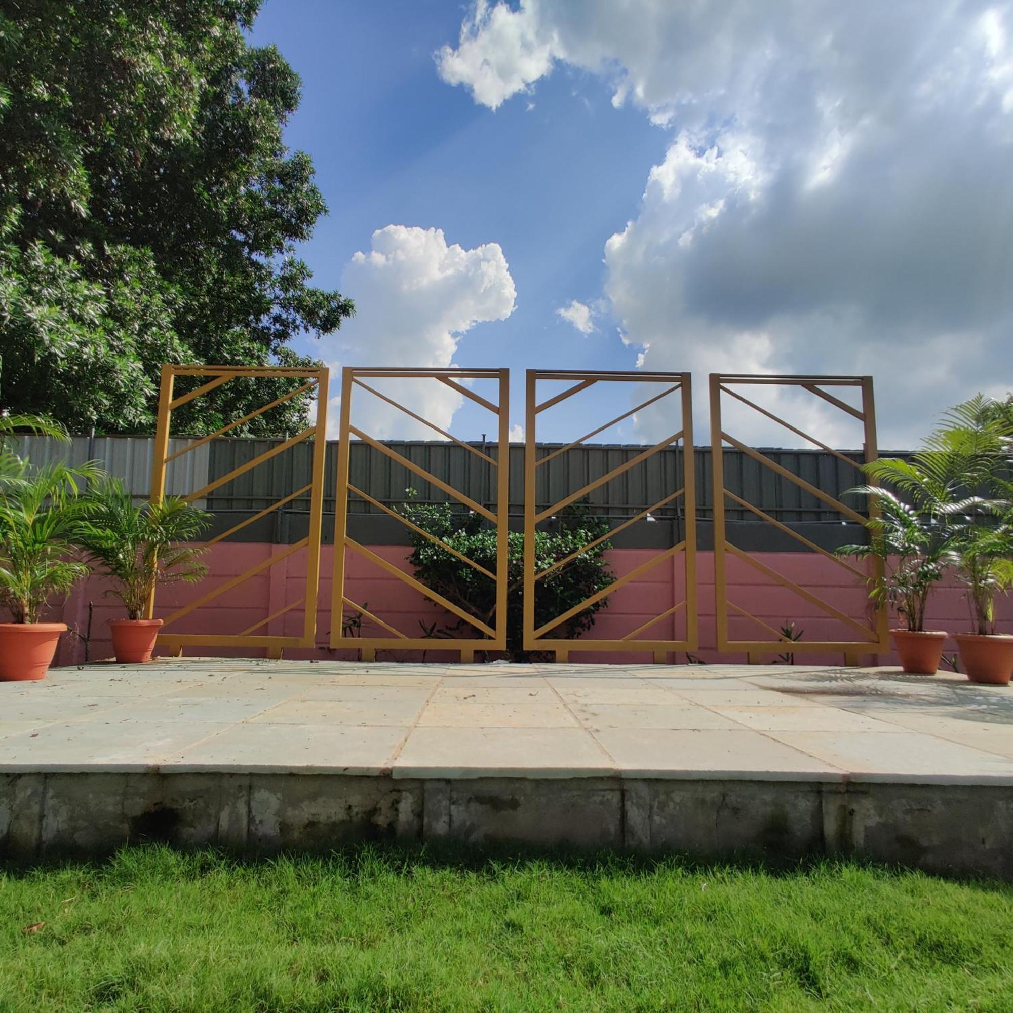 Kashmir Farmhouse - Hyderabad Villa Exterior photo
